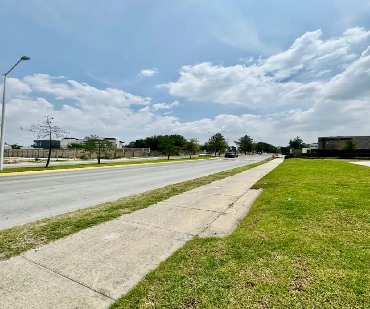 Terreno En PreVenta,Vallarta Universidad,Av. Juan Palomar y Arias S/N, Zapopan, Jalisco 45110,Av. Juan Palomar y Arias,1,pcbepU8