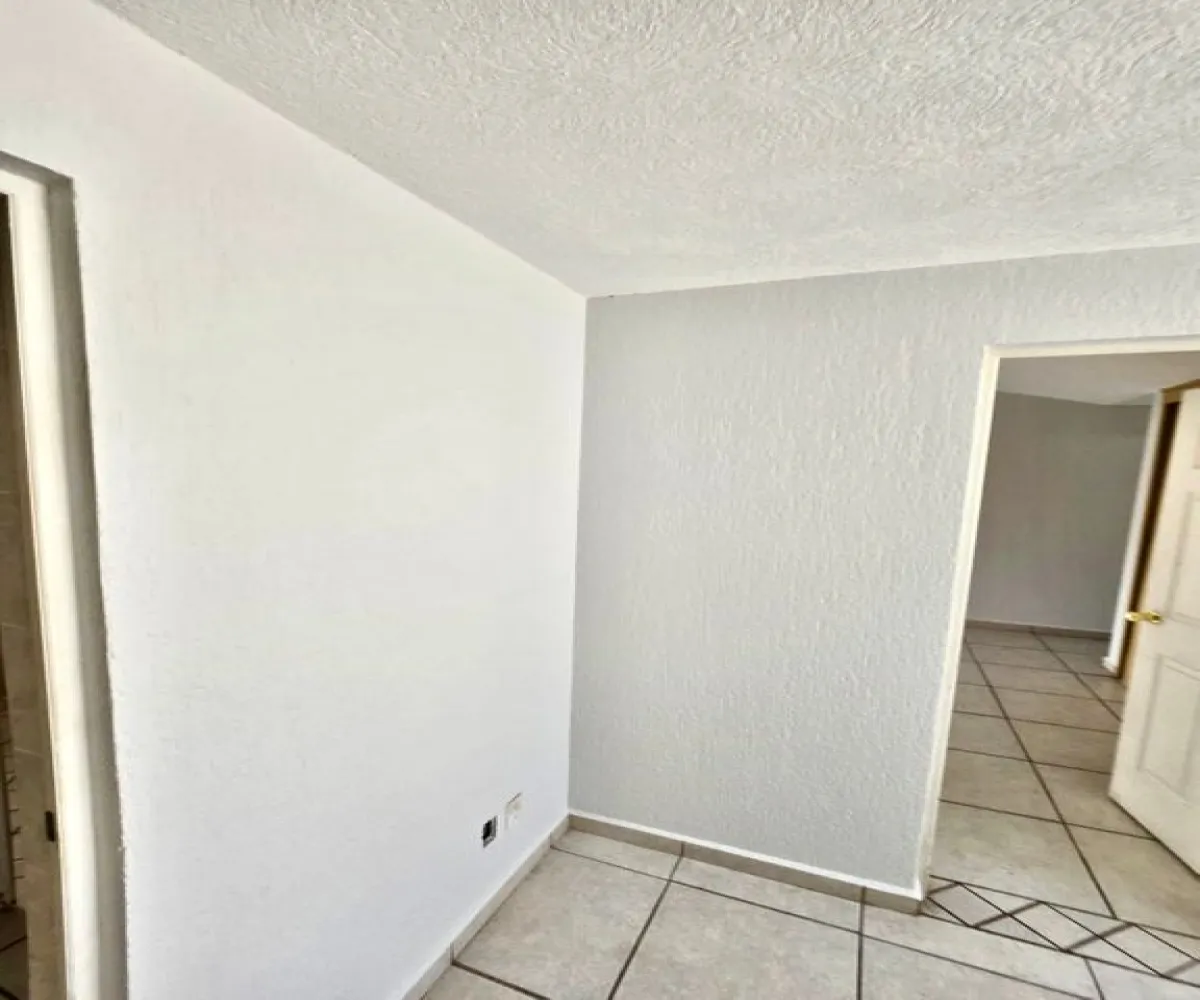 Casa En Venta,Residencial Santa Fe,Camino Viejo a Tesistan, Nuevo México, Jal. 1690, Zapopan, Jalisco 45138, 3 Habitaciones,2 Baños,Camino Viejo a Tesistan, Nuevo México, Jal.,2,pPgFyxJ