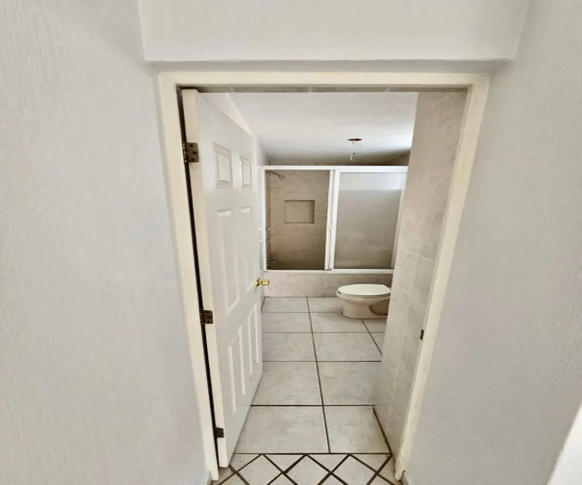 Casa En Venta,Residencial Santa Fe,Camino Viejo a Tesistan, Nuevo México, Jal. 1690, Zapopan, Jalisco 45138, 3 Habitaciones,2 Baños,Camino Viejo a Tesistan, Nuevo México, Jal.,2,pPgFyxJ