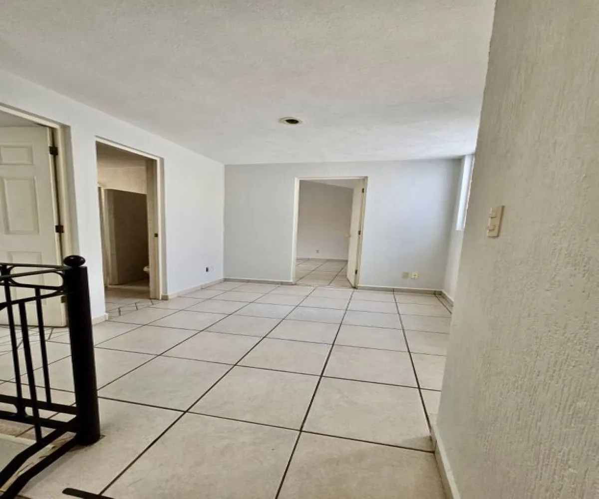 Casa En Venta,Residencial Santa Fe,Camino Viejo a Tesistan, Nuevo México, Jal. 1690, Zapopan, Jalisco 45138, 3 Habitaciones,2 Baños,Camino Viejo a Tesistan, Nuevo México, Jal.,2,pPgFyxJ