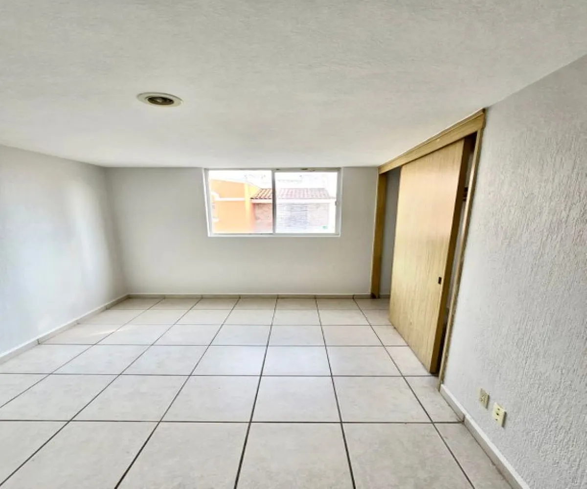 Casa En Venta,Residencial Santa Fe,Camino Viejo a Tesistan, Nuevo México, Jal. 1690, Zapopan, Jalisco 45138, 3 Habitaciones,2 Baños,Camino Viejo a Tesistan, Nuevo México, Jal.,2,pPgFyxJ