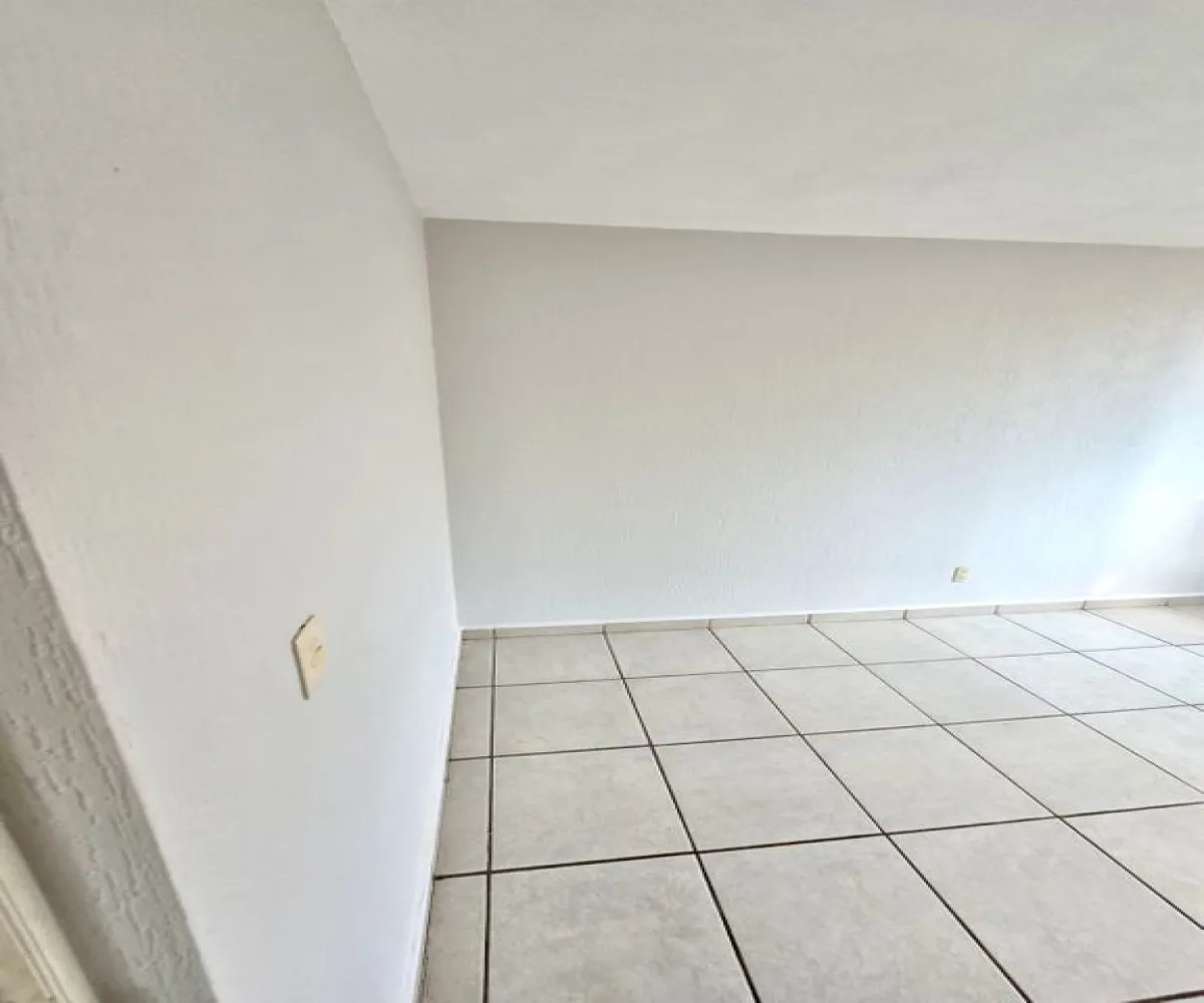 Casa En Venta,Residencial Santa Fe,Camino Viejo a Tesistan, Nuevo México, Jal. 1690, Zapopan, Jalisco 45138, 3 Habitaciones,2 Baños,Camino Viejo a Tesistan, Nuevo México, Jal.,2,pPgFyxJ