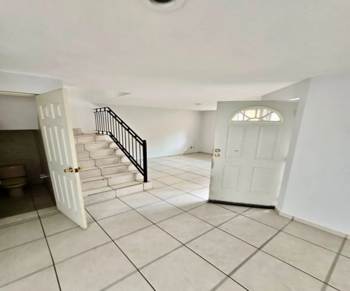 Casa En Venta,Residencial Santa Fe,Camino Viejo a Tesistan, Nuevo México, Jal. 1690, Zapopan, Jalisco 45138, 3 Habitaciones,2 Baños,Camino Viejo a Tesistan, Nuevo México, Jal.,2,pPgFyxJ