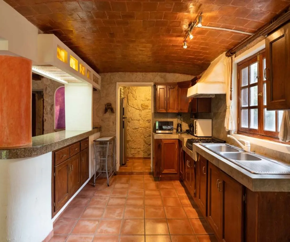 Casa En Venta,Haciendas la Herradura,Paseo de los pinos 4821, Zapopan, Jalisco 45245, 3 Habitaciones,2 Baños,Paseo de los pinos,2,pYCamW0 Casa En Venta,Haciendas la Herradura,Paseo de los pinos 4821, Zapopan, Jalisco 45245, 3 Habitaciones,2 Baños,Paseo de los pinos,2,pYCamW0