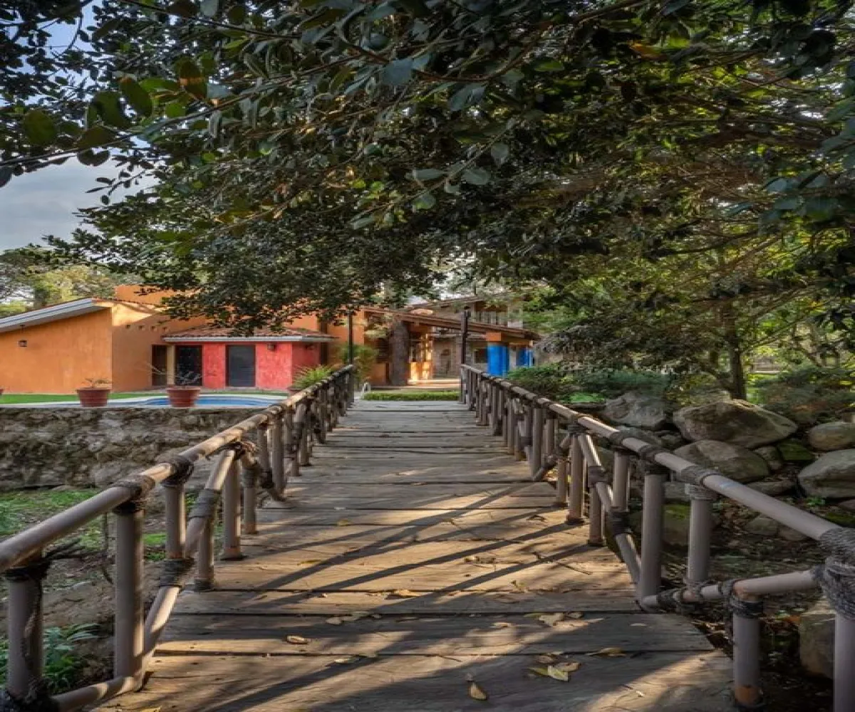 Casa En Venta,Haciendas la Herradura,Paseo de los pinos 4821, Zapopan, Jalisco 45245, 3 Habitaciones,2 Baños,Paseo de los pinos,2,pYCamW0 Casa En Venta,Haciendas la Herradura,Paseo de los pinos 4821, Zapopan, Jalisco 45245, 3 Habitaciones,2 Baños,Paseo de los pinos,2,pYCamW0