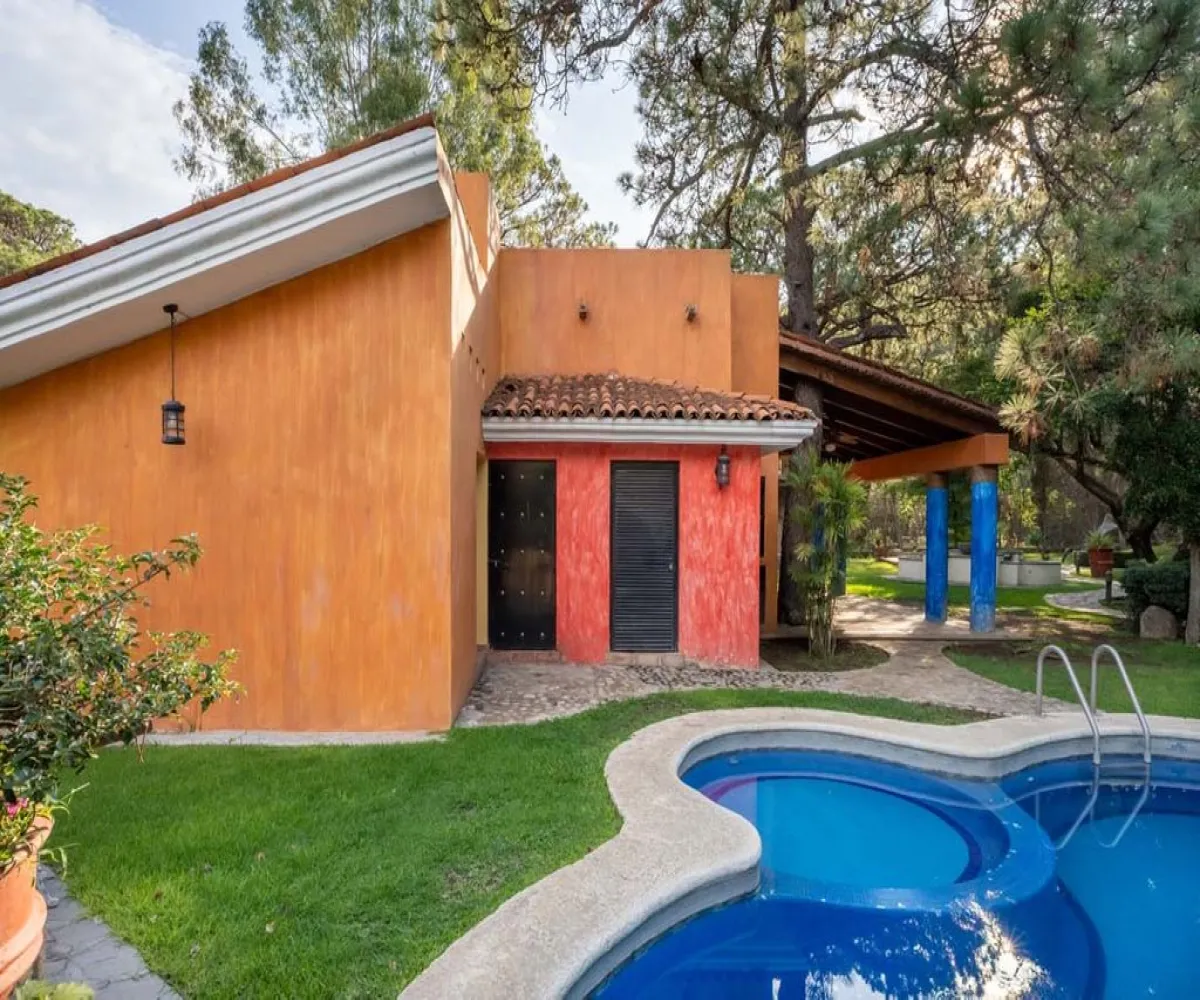 Casa En Venta,Haciendas la Herradura,Paseo de los pinos 4821, Zapopan, Jalisco 45245, 3 Habitaciones,2 Baños,Paseo de los pinos,2,pYCamW0 Casa En Venta,Haciendas la Herradura,Paseo de los pinos 4821, Zapopan, Jalisco 45245, 3 Habitaciones,2 Baños,Paseo de los pinos,2,pYCamW0