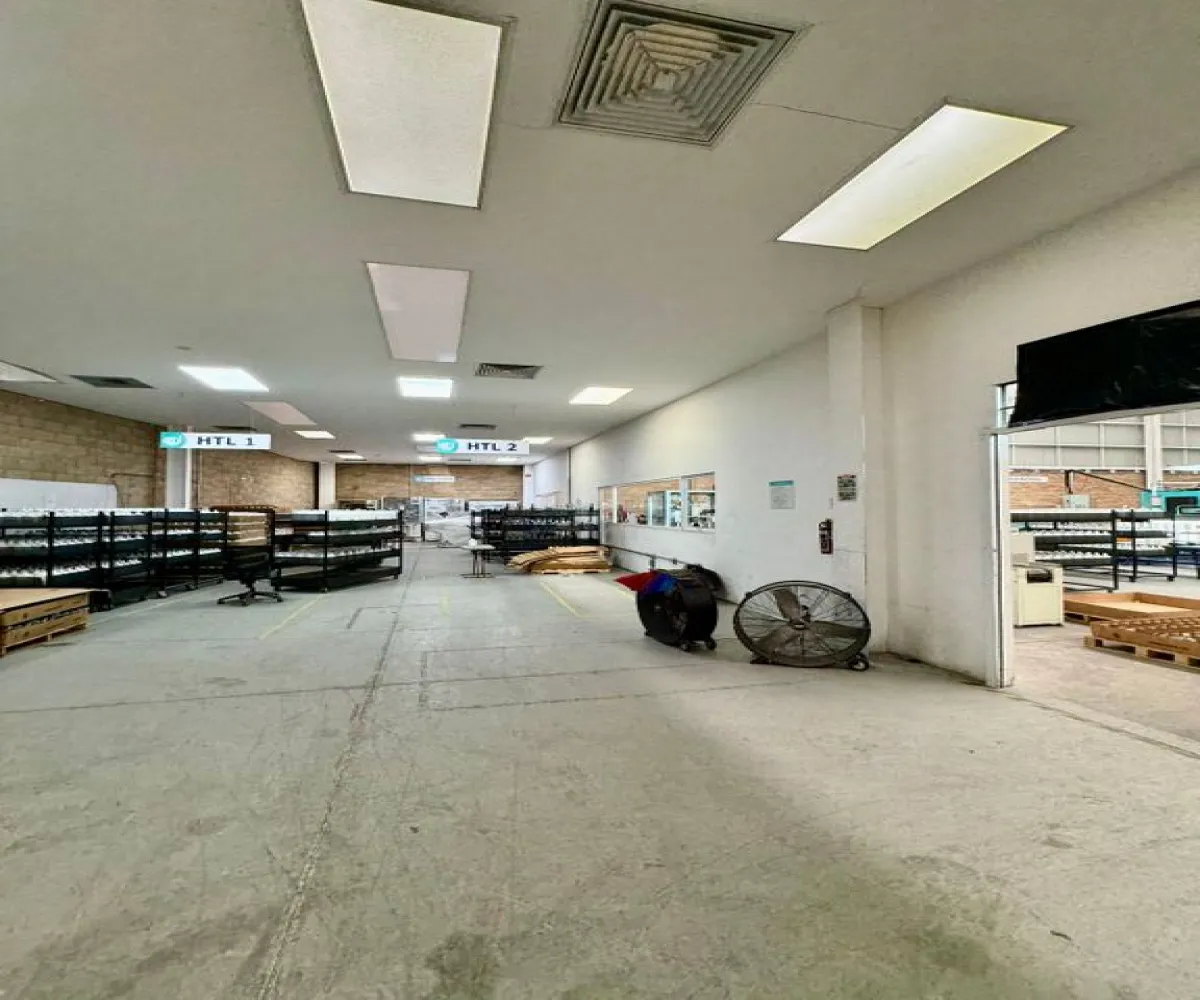 Bodega En Renta,La Venta Del Astillero,Technology Park Guadalajara S/N, Zapopan, Jalisco 45222,2 Baños,Technology Park Guadalajara,2,p8f7crn Bodega En Renta,La Venta Del Astillero,Technology Park Guadalajara S/N, Zapopan, Jalisco 45222,2 Baños,Technology Park Guadalajara,2,p8f7crn