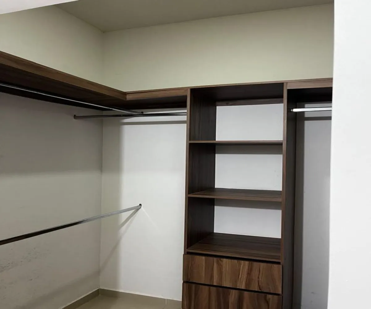 Casa En Venta,Villa California,Vía Carmesí 60, Tlajomulco de Zúñiga, Jalisco 45645, 3 Habitaciones,2 Baños,Vía Carmesí,2,paBdxI8