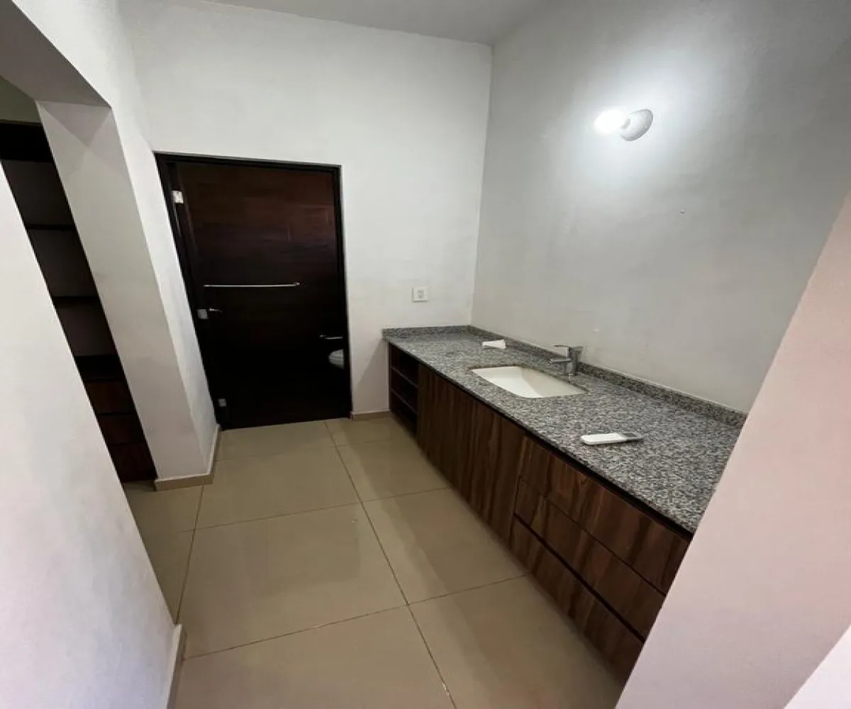 Casa En Venta,Villa California,Vía Carmesí 60, Tlajomulco de Zúñiga, Jalisco 45645, 3 Habitaciones,2 Baños,Vía Carmesí,2,paBdxI8