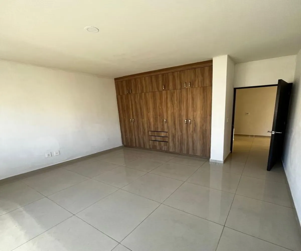 Casa En Venta,Villa California,Vía Carmesí 60, Tlajomulco de Zúñiga, Jalisco 45645, 3 Habitaciones,2 Baños,Vía Carmesí,2,paBdxI8