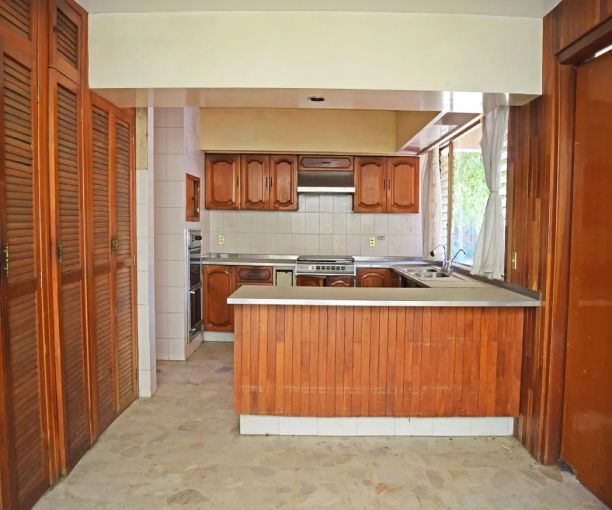 Casa En Venta,Lomas de Guevara,Manuel Acuaña 2704 2704, Guadalajara, Jalisco 44657, 5 Habitaciones,5 Baños,Manuel Acuaña 2704,2,pRzR4uq