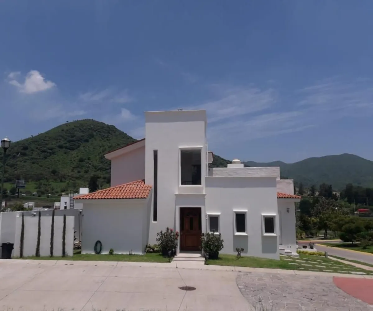 Casa En Venta,Senderos de Monte Verde,Blvd. Senderos de MonteVerde 140 104, Tlajomulco de Zúñiga, Jalisco 45646, 2 Habitaciones,3 Baños,Blvd. Senderos de MonteVerde,3,ptJeJ0r