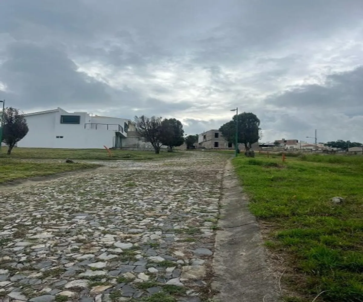 Terreno En Venta,Cortijo de San Agustin,AVENIDA PASEO DEL CORTIJO 000 0000, Tlajomulco de Zúñiga, Jalisco 45645,AVENIDA PASEO DEL CORTIJO,p2D7mSS