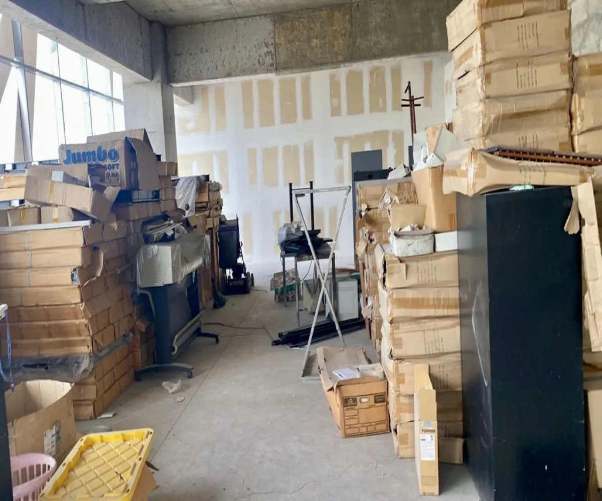Oficina En Renta,Puerta de Hierro,Av.Paseo Royal Country 4550 13, Zapopan, Jalisco 45116, 1 Cuarto,3 Baños,Av.Paseo Royal Country ,1,pQMGhjJ Oficina En Renta,Puerta de Hierro,Av.Paseo Royal Country 4550 13, Zapopan, Jalisco 45116, 1 Cuarto,3 Baños,Av.Paseo Royal Country ,1,pQMGhjJ