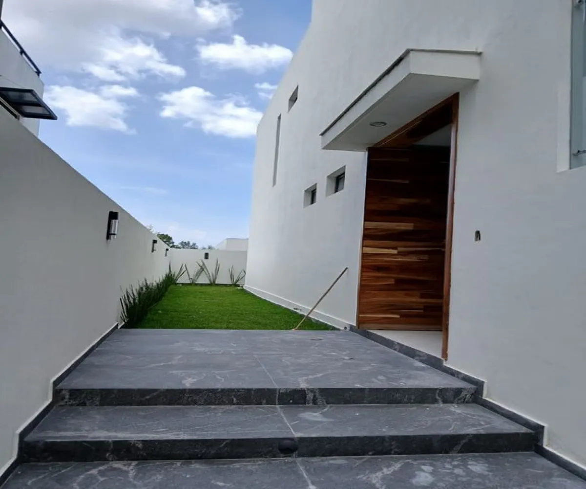 Casa En Venta,Puerta las Lomas,Av. Universidad 2662, Zapopan, Jalisco 45110, 4 Habitaciones,5 Baños,Av. Universidad ,2,pY9KJjc