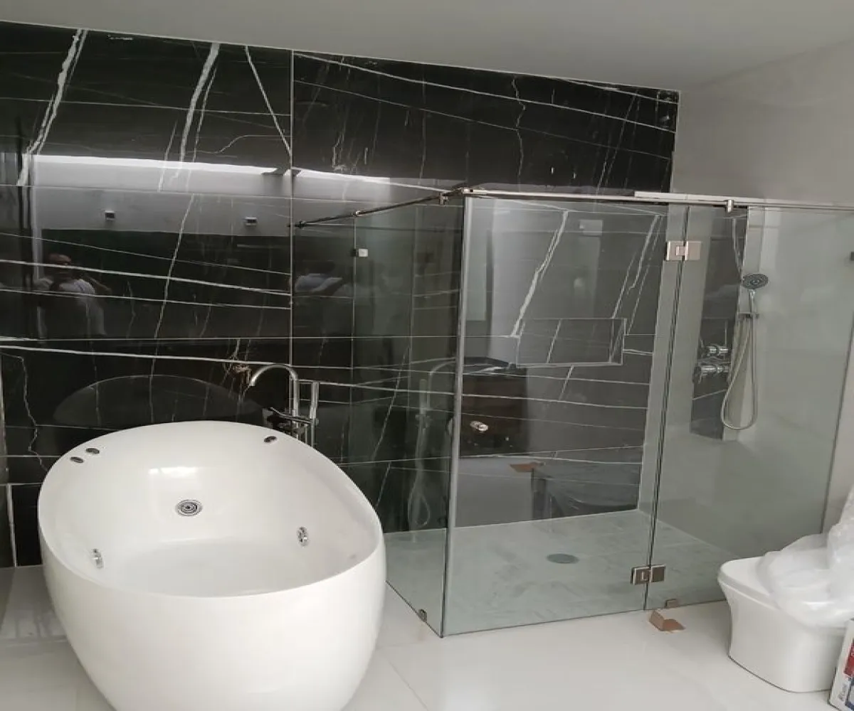 Casa En Venta,Puerta las Lomas,Av. Universidad 2662, Zapopan, Jalisco 45110, 4 Habitaciones,5 Baños,Av. Universidad ,2,pY9KJjc