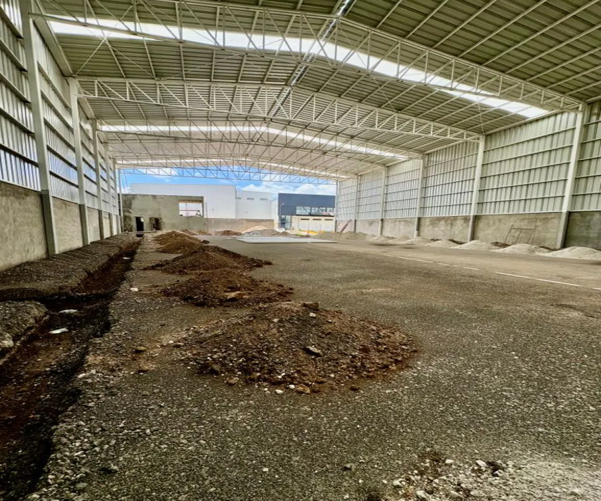 Bodega En Renta,el moral,autopista guadalajara a zapotlanejo km.17 el moral S/N, San Pedro Tlaquepaque, Jalisco 45540,2 Baños,autopista guadalajara a zapotlanejo km.17 el moral,1,pDrLJ7U