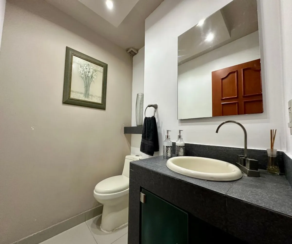 Casa En Venta,Mirador de San Isidro,Av. Valle de San Isidro 1285, Zapopan, Jalisco 45133, 4 Habitaciones,2 Baños,Av. Valle de San Isidro ,3,pFPbsy4 Casa En Venta,Mirador de San Isidro,Av. Valle de San Isidro 1285, Zapopan, Jalisco 45133, 4 Habitaciones,2 Baños,Av. Valle de San Isidro ,3,pFPbsy4