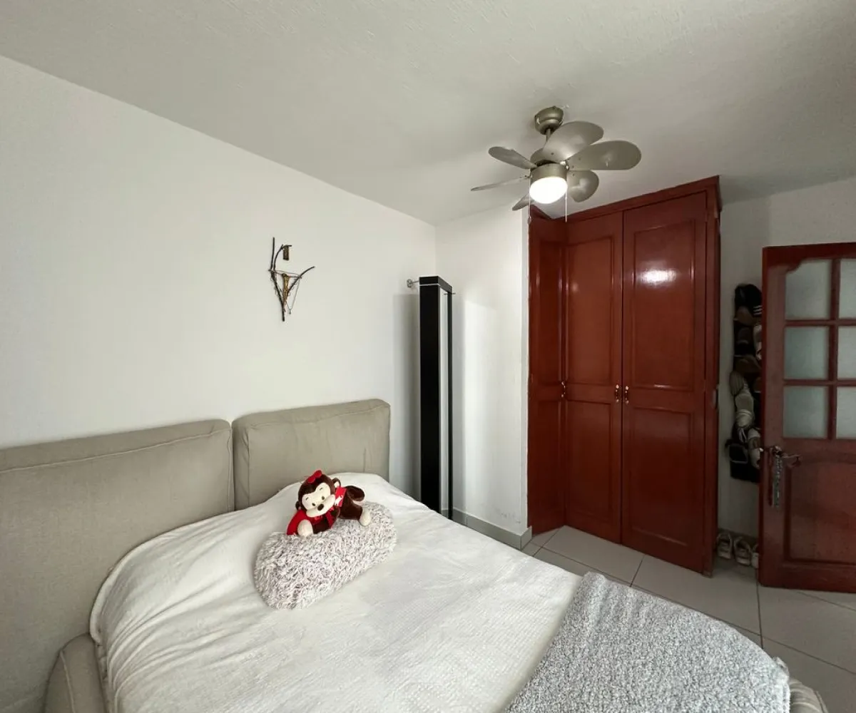 Casa En Venta,Mirador de San Isidro,Av. Valle de San Isidro 1285, Zapopan, Jalisco 45133, 4 Habitaciones,2 Baños,Av. Valle de San Isidro ,3,pFPbsy4 Casa En Venta,Mirador de San Isidro,Av. Valle de San Isidro 1285, Zapopan, Jalisco 45133, 4 Habitaciones,2 Baños,Av. Valle de San Isidro ,3,pFPbsy4