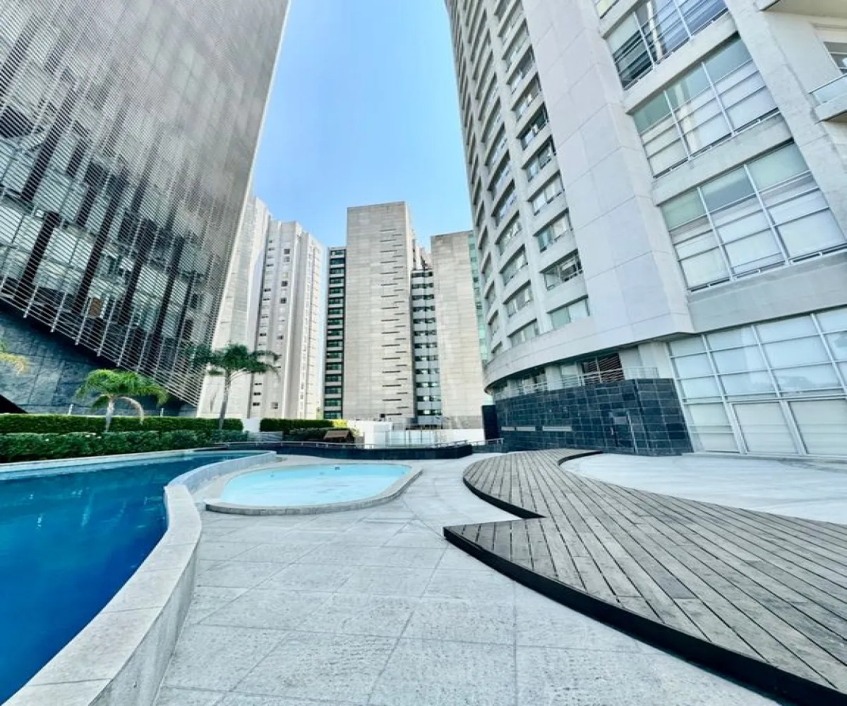 Departamento En Venta,Puerta de Hierro,Av Paseo Royal Country 4560, Isla Mujeres, Jalisco 45116, 4 Habitaciones,4 Baños,Av Paseo Royal Country,1,pjxRZuc