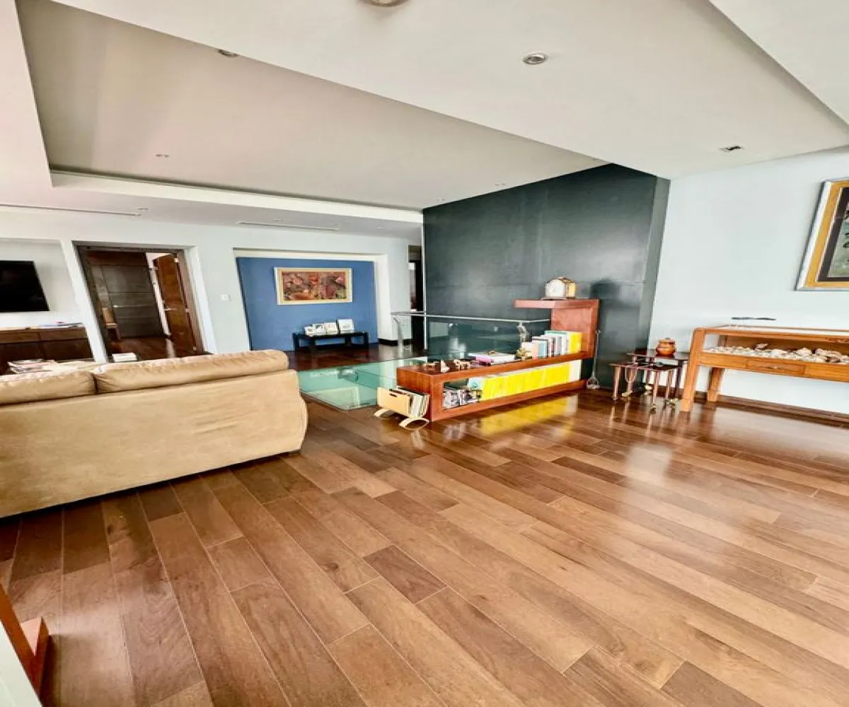 Departamento En Venta,Puerta de Hierro,Av Paseo Royal Country 4560, Isla Mujeres, Jalisco 45116, 4 Habitaciones,4 Baños,Av Paseo Royal Country,1,pjxRZuc