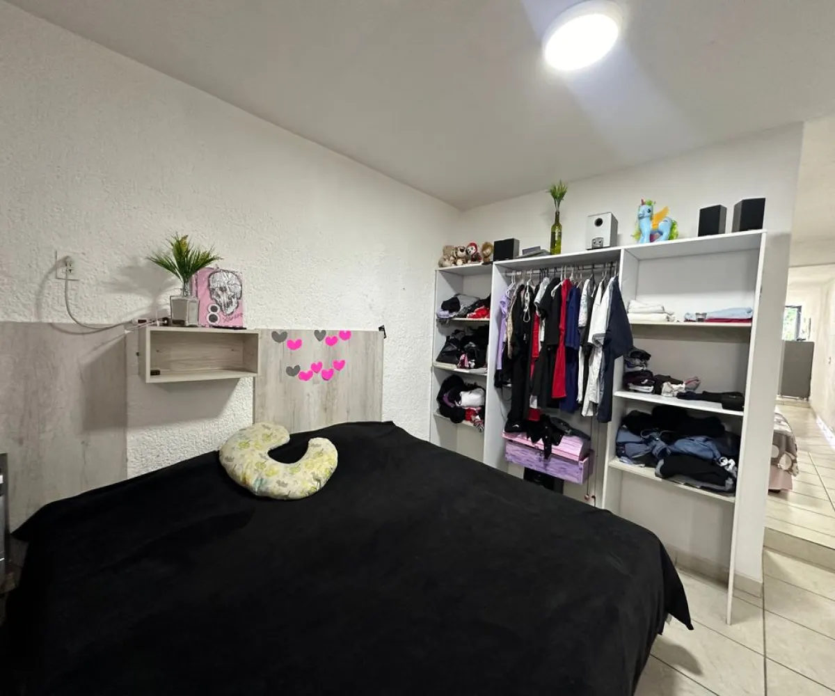 Casa En Venta,Jardines Del Valle,Acueducto 2746, Zapopan, Jalisco 45138, 5 Habitaciones,3 Baños,Acueducto,3,psulyJB