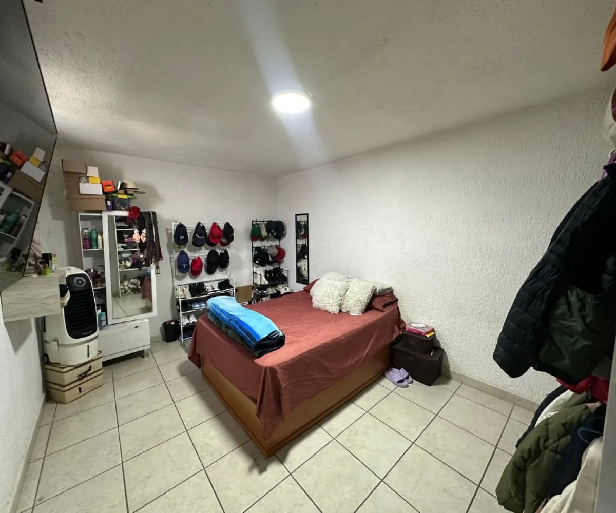 Casa En Venta,Jardines Del Valle,Acueducto 2746, Zapopan, Jalisco 45138, 5 Habitaciones,3 Baños,Acueducto,3,psulyJB