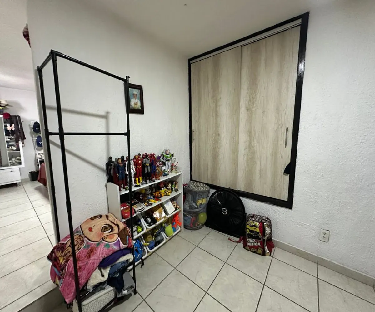 Casa En Venta,Jardines Del Valle,Acueducto 2746, Zapopan, Jalisco 45138, 5 Habitaciones,3 Baños,Acueducto,3,psulyJB