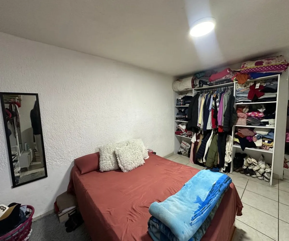 Casa En Venta,Jardines Del Valle,Acueducto 2746, Zapopan, Jalisco 45138, 5 Habitaciones,3 Baños,Acueducto,3,psulyJB