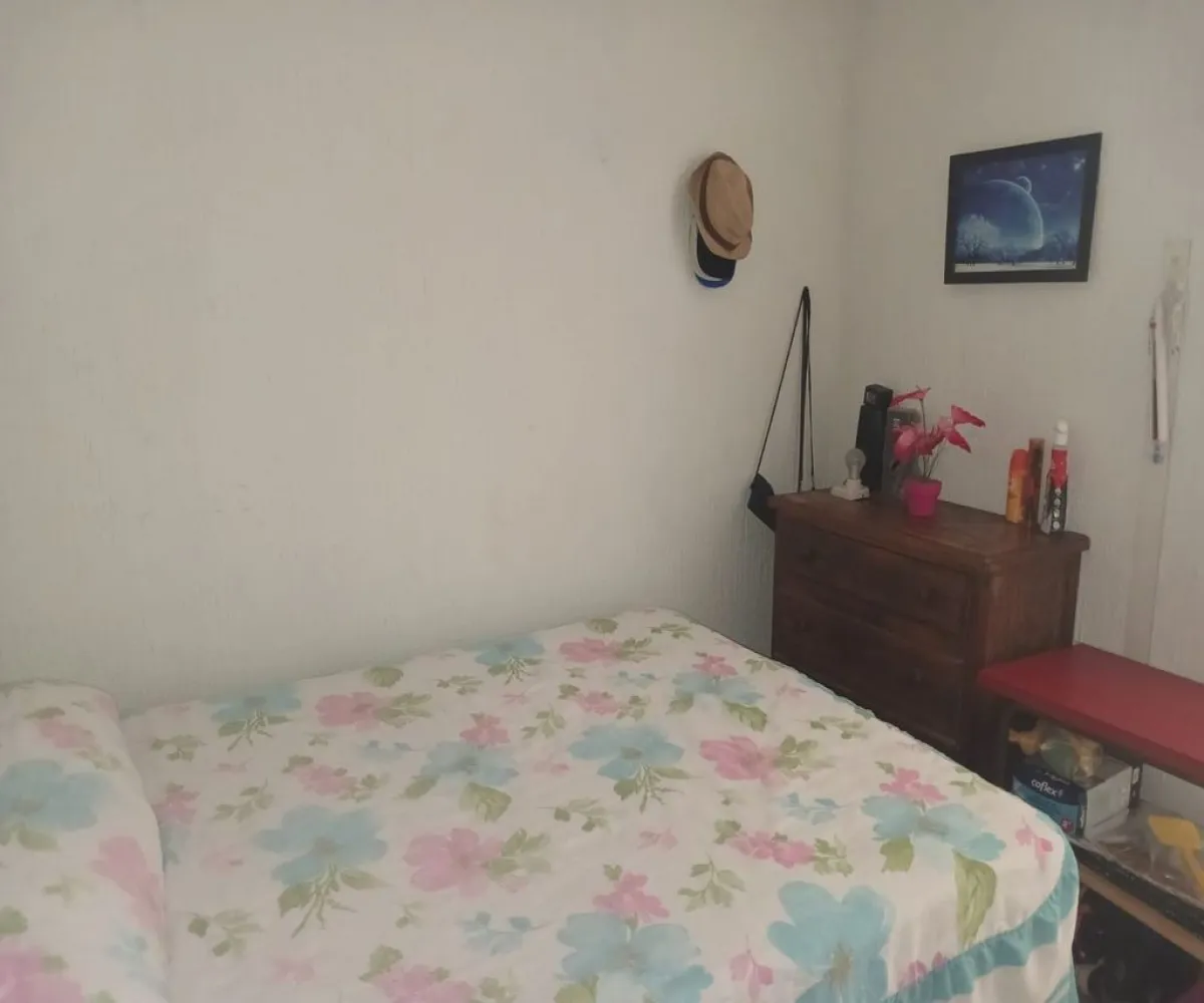 Casa En Venta,Villas La Loma,Gladiola 91, Zapopan, Jalisco 45134, 3 Habitaciones,1 Baño,Gladiola,1,pfjq1hd