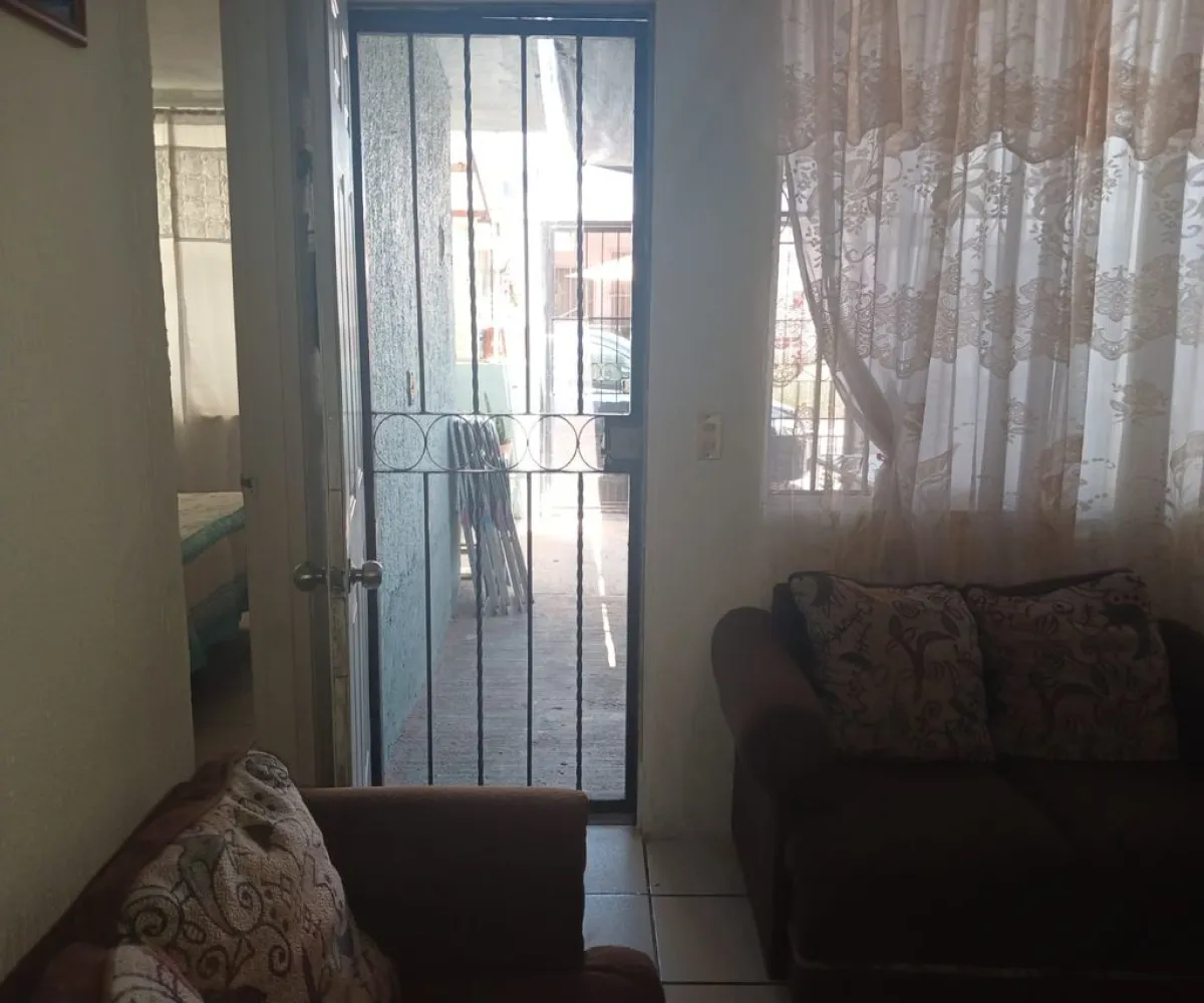 Casa En Venta,Villas La Loma,Gladiola 91, Zapopan, Jalisco 45134, 3 Habitaciones,1 Baño,Gladiola,1,pfjq1hd