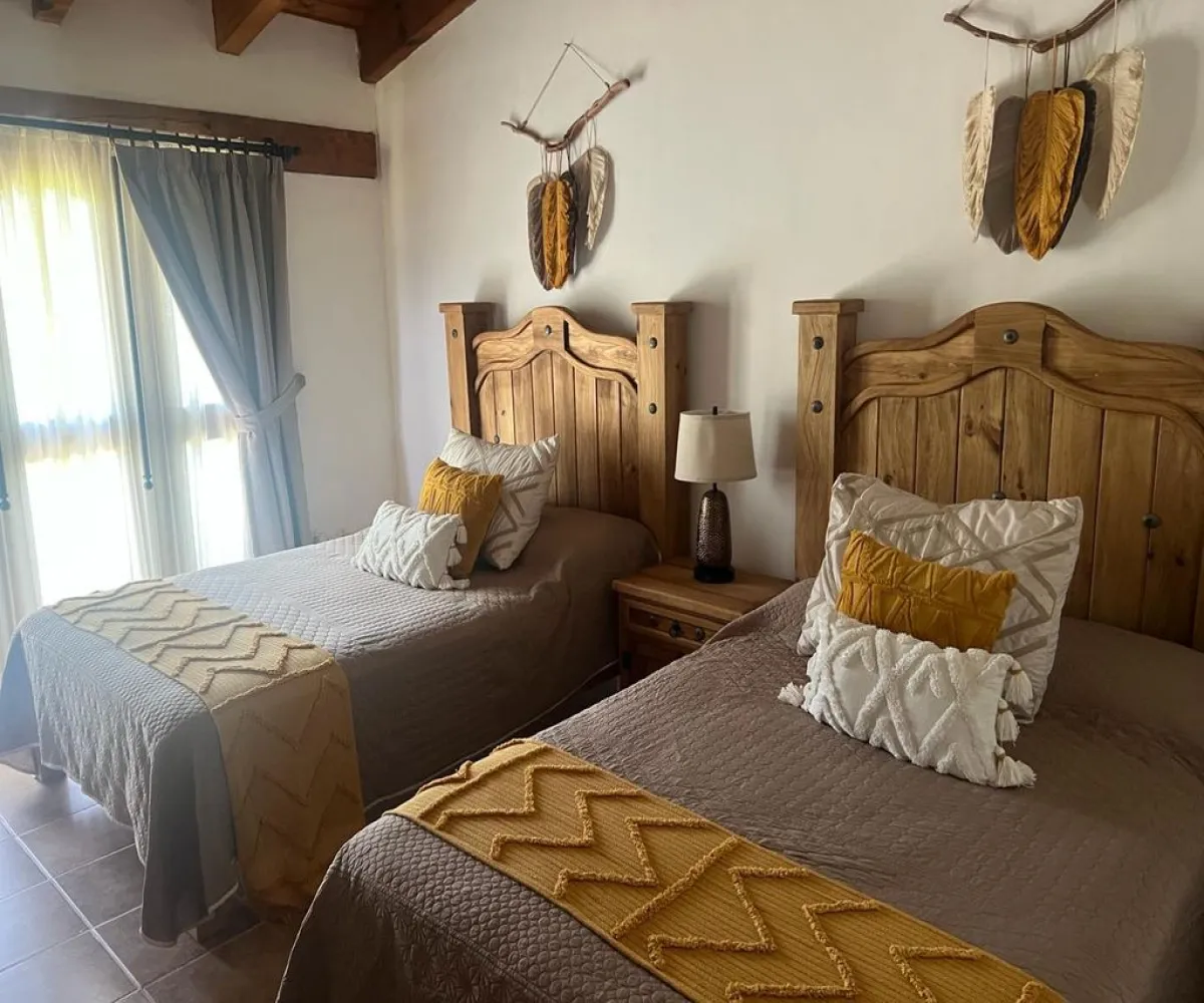 Casa En Venta,Tapalpa,Camino a Rincón de los Pastores S/N, Tapalpa, Jalisco 49340, 5 Habitaciones,5 Baños,Camino a Rincón de los Pastores,2,pMGKtZW