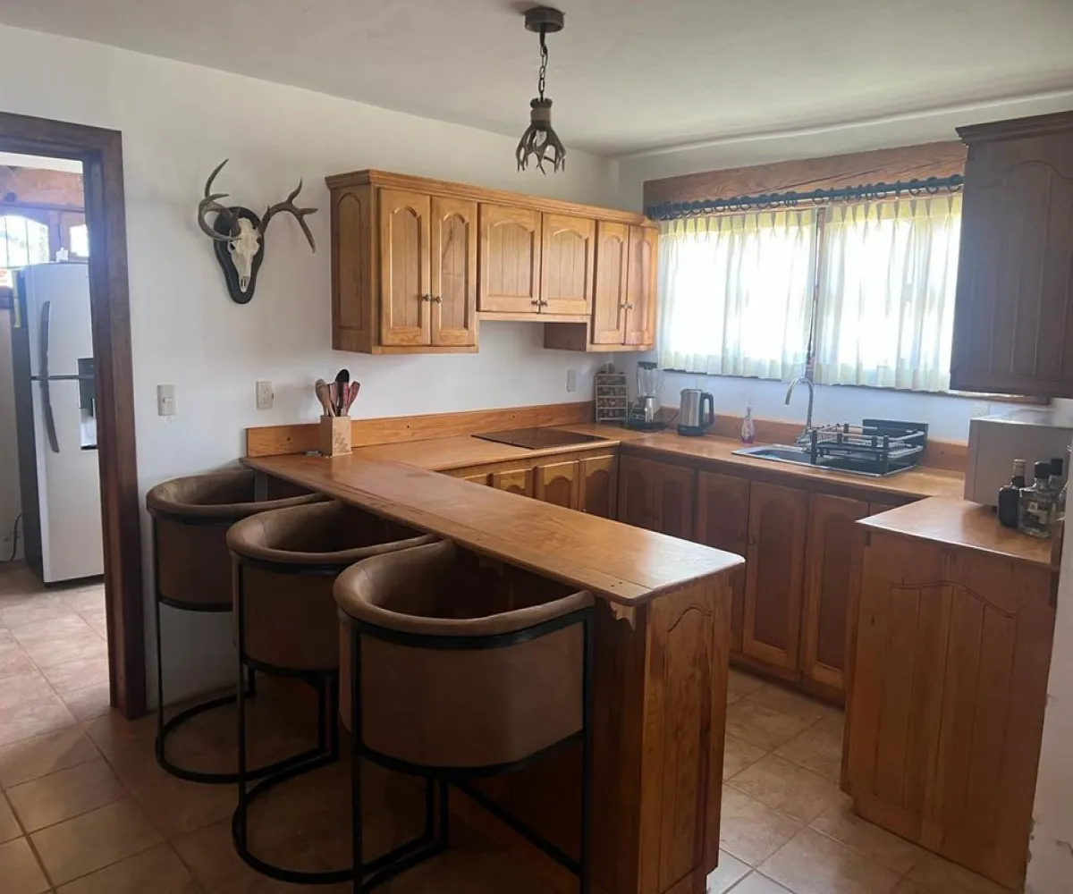Casa En Venta,Tapalpa,Camino a Rincón de los Pastores S/N, Tapalpa, Jalisco 49340, 5 Habitaciones,5 Baños,Camino a Rincón de los Pastores,2,pMGKtZW