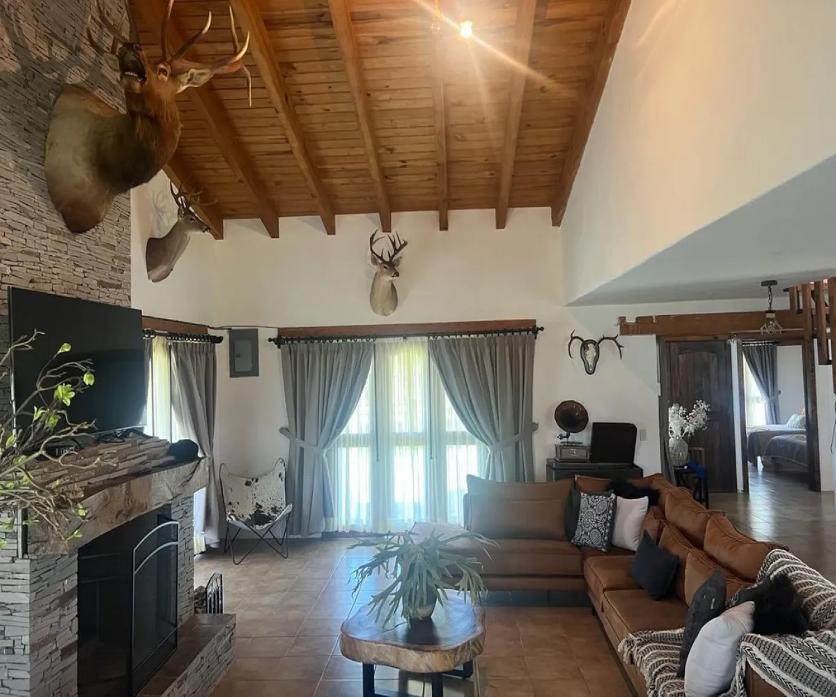 Casa En Venta,Tapalpa,Camino a Rincón de los Pastores S/N, Tapalpa, Jalisco 49340, 5 Habitaciones,5 Baños,Camino a Rincón de los Pastores,2,pMGKtZW