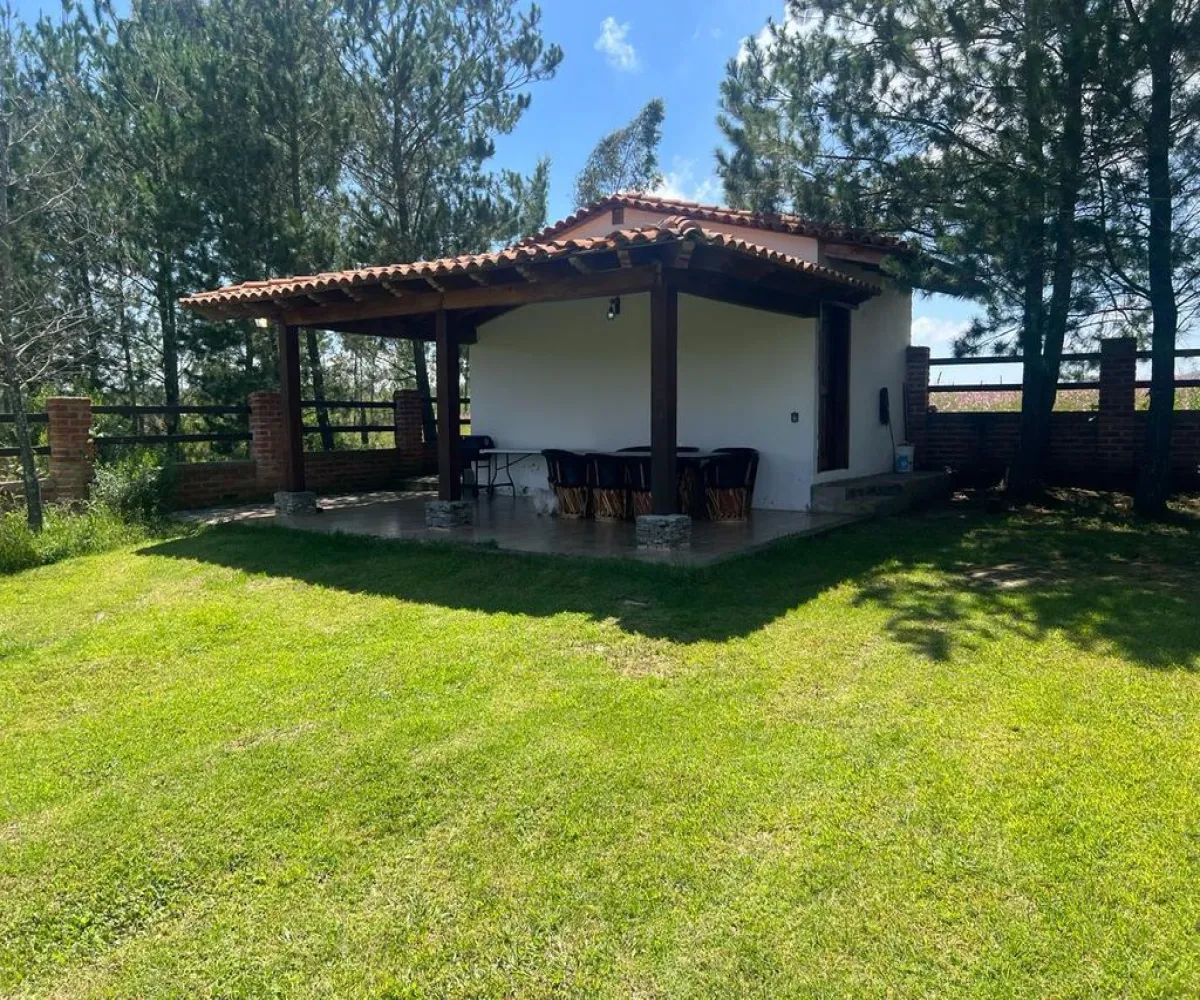 Casa En Venta,Tapalpa,Camino a Rincón de los Pastores S/N, Tapalpa, Jalisco 49340, 5 Habitaciones,5 Baños,Camino a Rincón de los Pastores,2,pMGKtZW