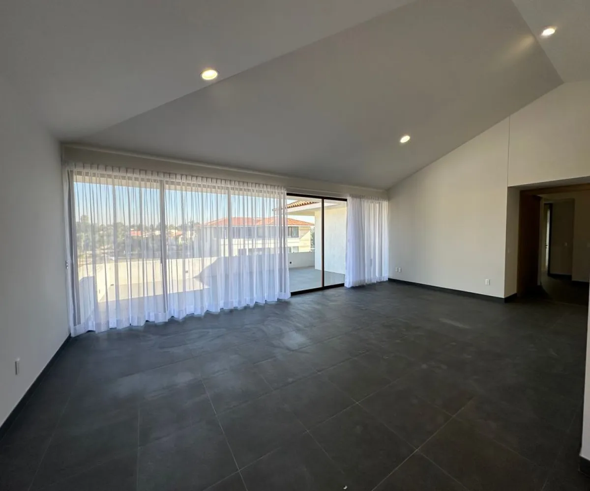 Departamento En Venta,Hacienda del Oro,Camino Real a Colima 3002, Tlajomulco de Zúñiga, Jalisco 45645, 3 Habitaciones,3 Baños,Camino Real a Colima ,3,pGqXT1q