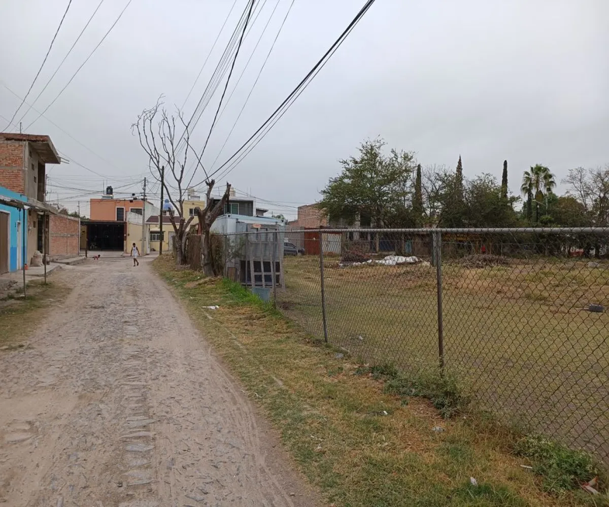 Terreno En Venta,La Ladrillera,Paseo de la Paz S/N, San Pedro Tlaquepaque, Jalisco 45590,Paseo de la Paz,pBxHXNj Terreno En Venta,La Ladrillera,Paseo de la Paz S/N, San Pedro Tlaquepaque, Jalisco 45590,Paseo de la Paz,pBxHXNj