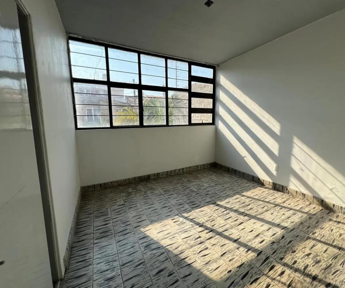 Casa En Venta,Monumental,Montes Pirineos 1854, Guadalajara, Jalisco 44320, 4 Habitaciones,3 Baños,Montes Pirineos ,1,pzaccs4