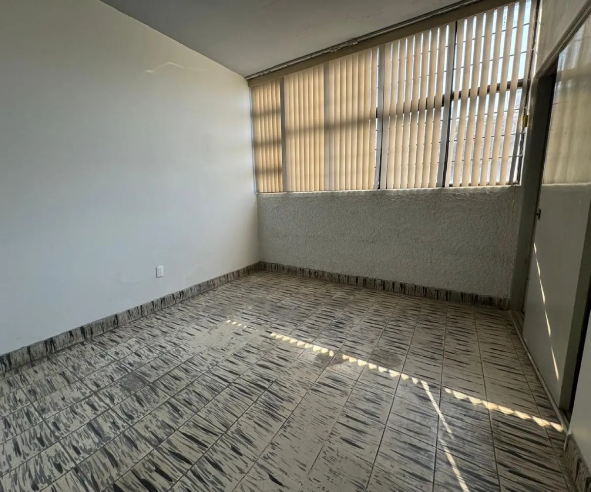 Casa En Venta,Monumental,Montes Pirineos 1854, Guadalajara, Jalisco 44320, 4 Habitaciones,3 Baños,Montes Pirineos ,1,pzaccs4