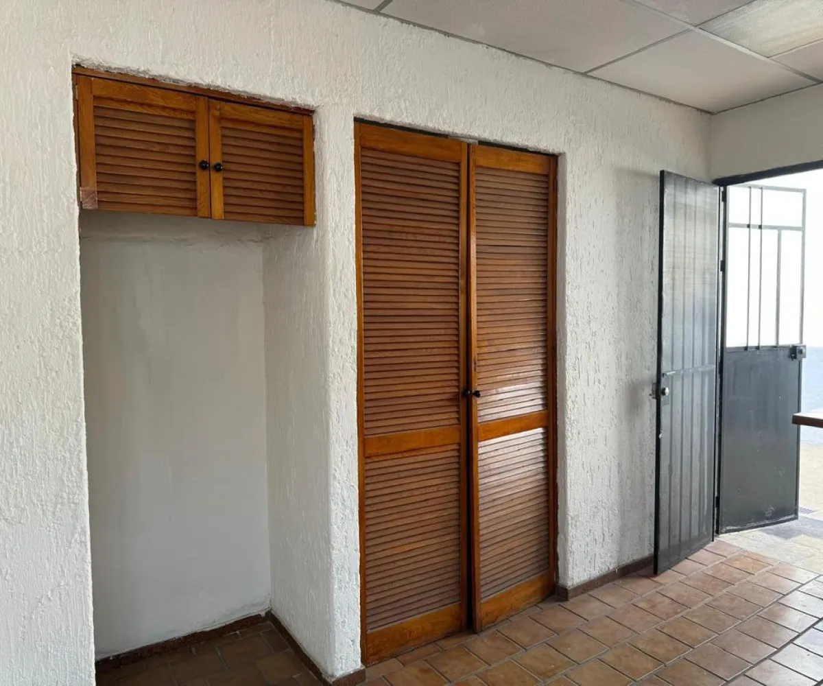 Casa En Venta,Monumental,Montes Pirineos 1854, Guadalajara, Jalisco 44320, 4 Habitaciones,3 Baños,Montes Pirineos ,1,pzaccs4