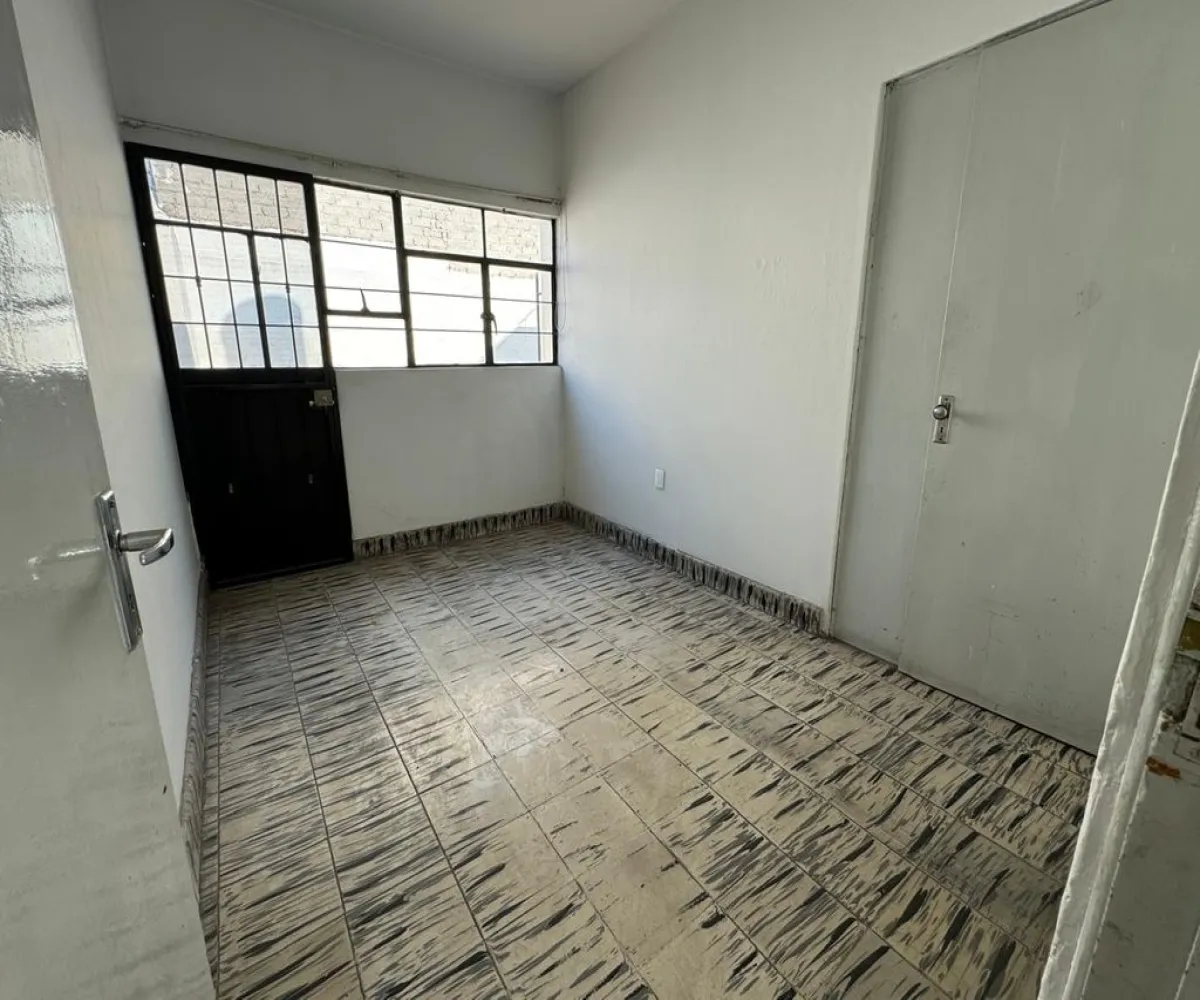 Casa En Venta,Monumental,Montes Pirineos 1854, Guadalajara, Jalisco 44320, 4 Habitaciones,3 Baños,Montes Pirineos ,1,pzaccs4