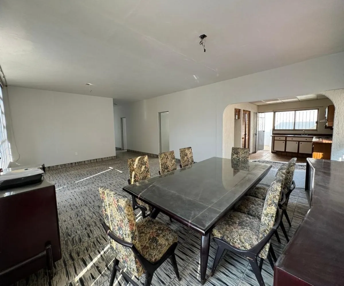 Casa En Venta,Monumental,Montes Pirineos 1854, Guadalajara, Jalisco 44320, 4 Habitaciones,3 Baños,Montes Pirineos ,1,pzaccs4