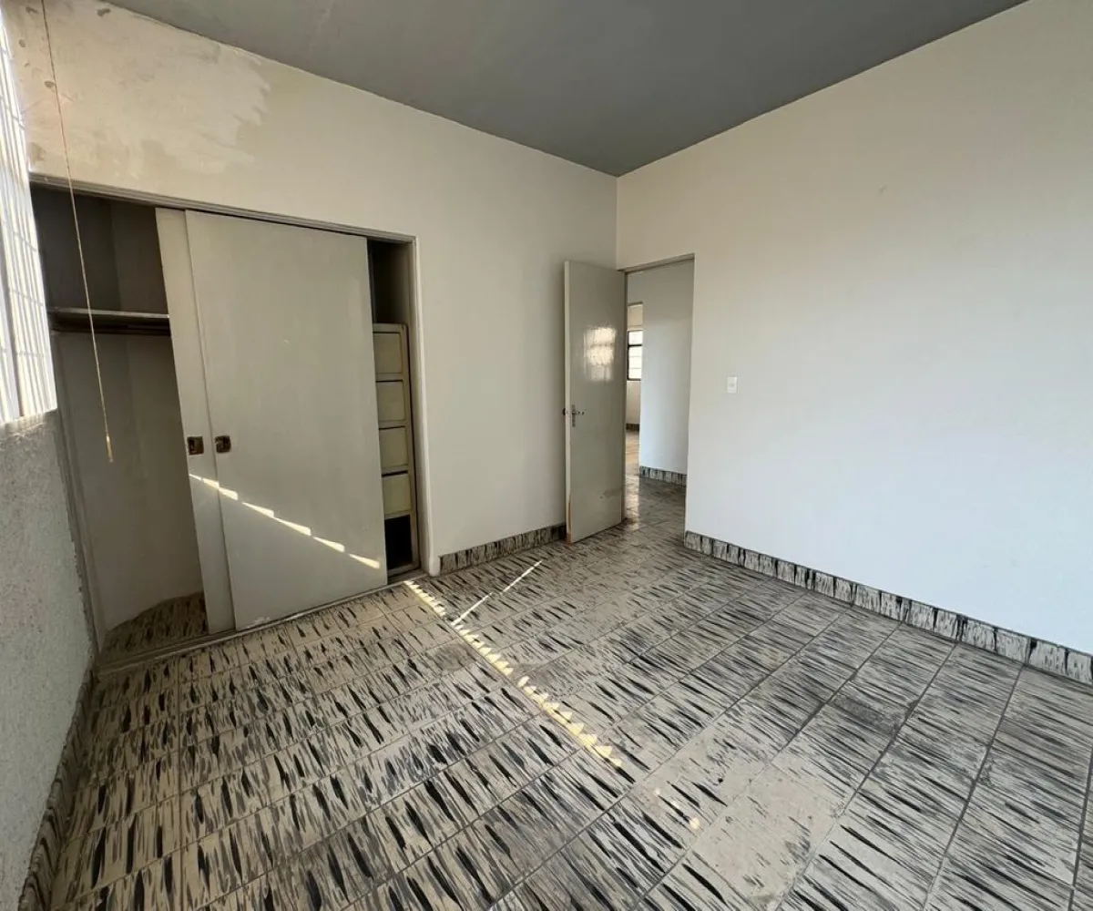 Casa En Venta,Monumental,Montes Pirineos 1854, Guadalajara, Jalisco 44320, 4 Habitaciones,3 Baños,Montes Pirineos ,1,pzaccs4