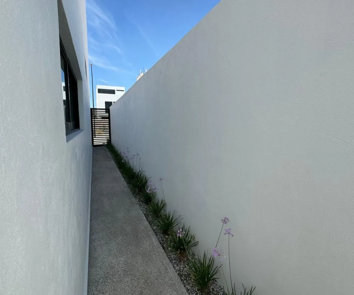 Casa En Venta,Bosques Vallarta,Av. Paseo del Nte 3322 84, Zapopan, Jalisco 45222, 4 Habitaciones,3 Baños,Av. Paseo del Nte ,3,pJtR5tk Casa En Venta,Bosques Vallarta,Av. Paseo del Nte 3322 84, Zapopan, Jalisco 45222, 4 Habitaciones,3 Baños,Av. Paseo del Nte ,3,pJtR5tk