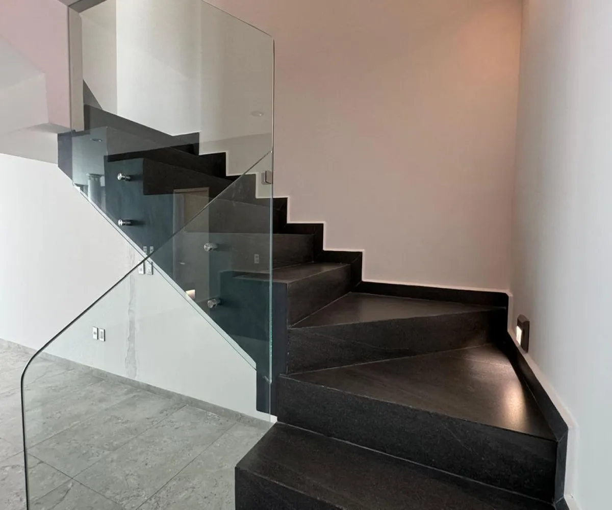 Casa En Venta,Bosques Vallarta,Av. Paseo del Nte 3322 84, Zapopan, Jalisco 45222, 4 Habitaciones,3 Baños,Av. Paseo del Nte ,3,pJtR5tk Casa En Venta,Bosques Vallarta,Av. Paseo del Nte 3322 84, Zapopan, Jalisco 45222, 4 Habitaciones,3 Baños,Av. Paseo del Nte ,3,pJtR5tk