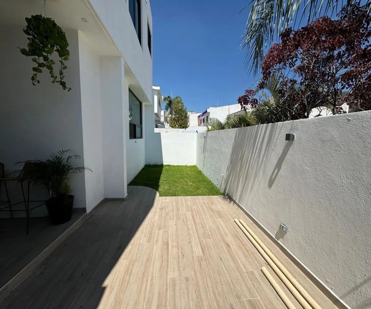 Casa En Venta,Bosques Santa Anita,Circuito Valle de Bravo 1173 26, Tlajomulco de Zúñiga, Jalisco 45645, 4 Habitaciones,4 Baños,Circuito Valle de Bravo ,2,ptQVBl9