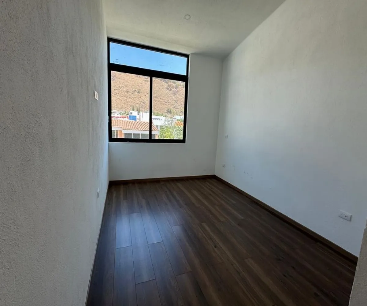 Casa En Venta,Bosques Santa Anita,Circuito Valle de Bravo 1173 26, Tlajomulco de Zúñiga, Jalisco 45645, 4 Habitaciones,4 Baños,Circuito Valle de Bravo ,2,ptQVBl9