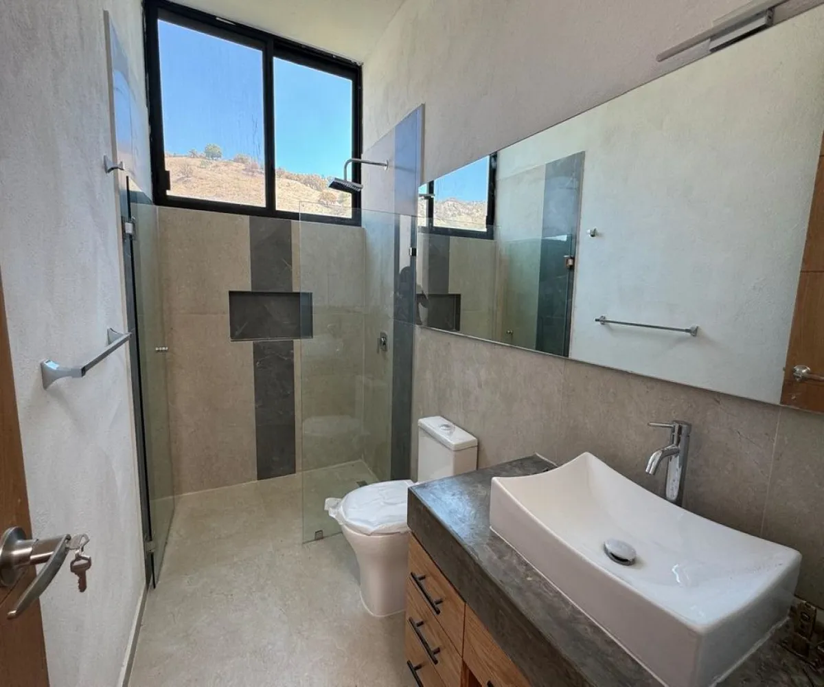 Casa En Venta,Bosques Santa Anita,Circuito Valle de Bravo 1173 26, Tlajomulco de Zúñiga, Jalisco 45645, 4 Habitaciones,4 Baños,Circuito Valle de Bravo ,2,ptQVBl9