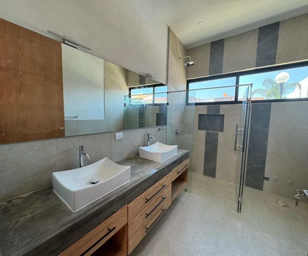Casa En Venta,Bosques Santa Anita,Circuito Valle de Bravo 1173 26, Tlajomulco de Zúñiga, Jalisco 45645, 4 Habitaciones,4 Baños,Circuito Valle de Bravo ,2,ptQVBl9