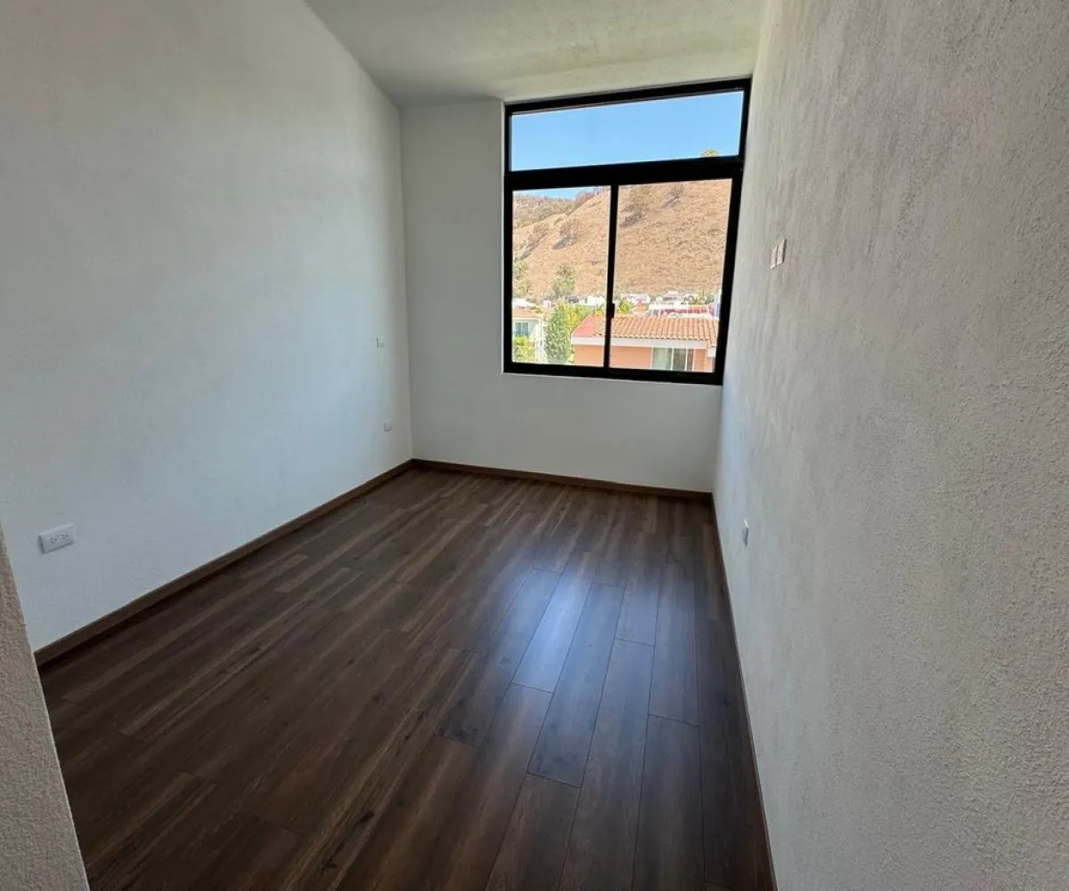 Casa En Venta,Bosques Santa Anita,Circuito Valle de Bravo 1173 26, Tlajomulco de Zúñiga, Jalisco 45645, 4 Habitaciones,4 Baños,Circuito Valle de Bravo ,2,ptQVBl9